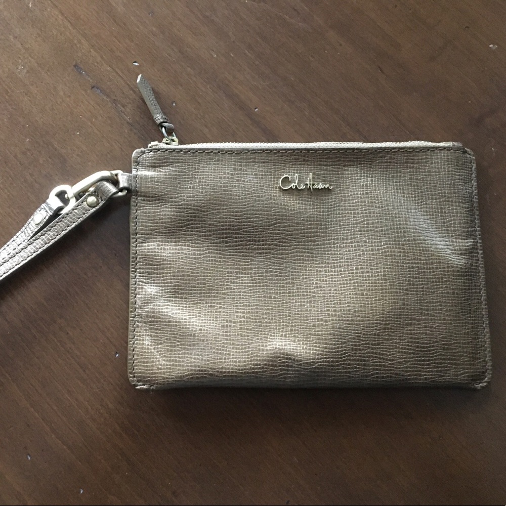 SILVER COLE HAAN WRISTLET